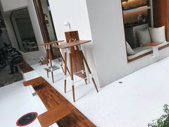 -Line 咖啡(石厦花园店)