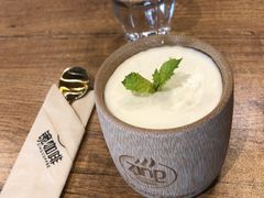 -ZING COFFEE 镜咖啡