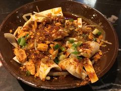 -巴四老城区炭火蛙锅(张江店)