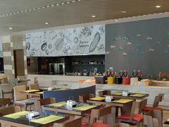 -筠咖啡西餐厅(上海国展宝龙丽筠酒店)