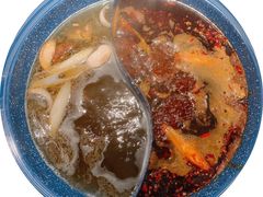 重庆原始红油现炒锅底-王歘歘·chuǎ火锅(五道营店)