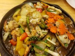-J Daeng Seafood