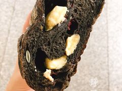 墨鱼芝士-仙峰天然面包(迎宾路店)