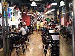 大堂-長壹旋转烤吧 农家鸡火锅
