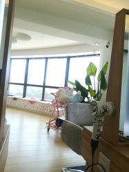 -E.L.K造型momopark店