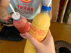 -Jonah's Fruit Shake & Snack Bar