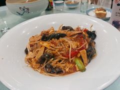 -老六饭店(翠通路店)