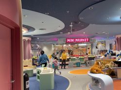 -奈尔宝家庭中心·亲子餐厅(北京东坝万达店)