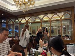 -秘密旅行Bonjour(黑金冠 江南西店)