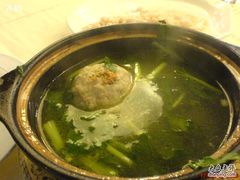 蟹粉狮子头-怡园饭店-餐厅(四望亭店)