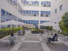 -南山图书馆(常兴路店)