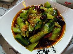 -龙巢盱眙龙虾·鸡煲·烧烤宵夜(坪洲店)
