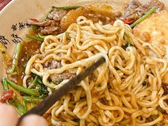 -方铲铲·成都板凳面(滨江银泰店)