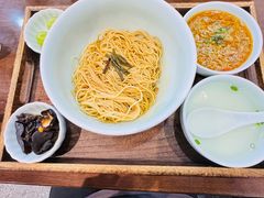 -蟹上黄·蟹黄面·江南糖水(人民广场店)