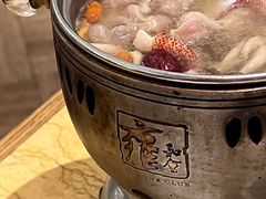 -雍和会海鲜姿造自助(湖东路店)