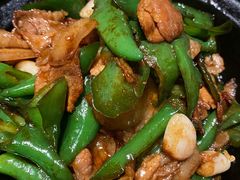 黑毛猪小炒肉-山里亲戚(淞虹路店)