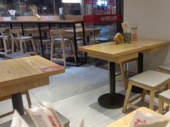 -魔都三兄弟酸辣粉·蘸卤炸串(虹桥万科店)