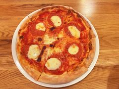 -城市大道红炉披萨烘焙坊