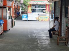 -三亚火车头万人海鲜广场