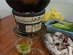 -威邵鸡煲(西华路总店)
