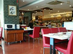 大堂-泉福居酱骨头自助广场(南大街商业步行街店)
