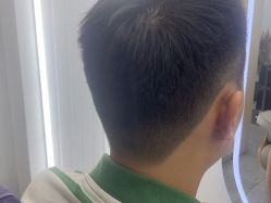 -D.G造型·烫发染发接发