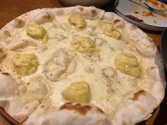 -JINNS锦时 steak&pizza(浸信会礼拜堂旧址店)
