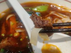 -呷佬·长沙手工米粉(金沙江路店)