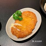 想了几天的脑花榴莲鹅肝寿司🍣昨晚上吃到了[调皮]