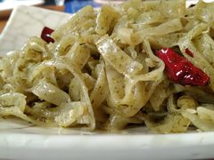 茴香苗拌煎饼-勇利赵家烤肉坊(翠华北路店)