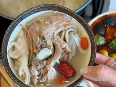 -汤宴·参须肚包鸡(南京路店)