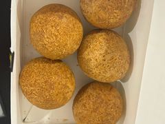 -BHC炸鸡(明洞总店)