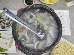 -墨脱石锅椰子鸡•香草鸭•东山羊(大东海店)