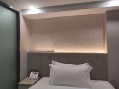 -海悦酒店(白石洲地铁站世界之窗店)