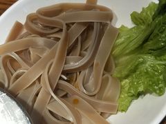 -野山舂·贵州现舂酸汤火锅(鸿通城店)