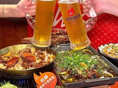 -何师烧烤Pro ·江湖川菜·小龙虾·精酿啤酒(太古里旗舰店)