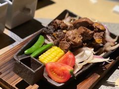 铁锄牛排-穹六人间 people 6(岳阳路店)