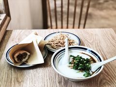 -正南齐北·老街糯米团(洪崖洞店)