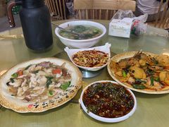 -茂县小辣椒川菜馆-羌家铜锅土火锅