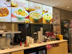 -小杨生煎(金山百联购物中心3楼店)