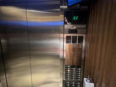 -广州中心皇冠假日酒店