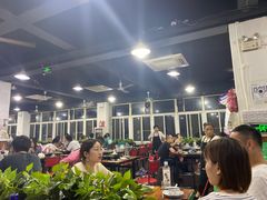 大堂-皖北巫氏三胖地锅鸡(长淮总店)