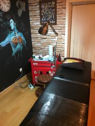 -Black Tattoo Studio