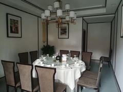包厢-千滋百味·醉江澜花园餐厅(街道口店)