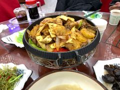 -撒拉人家.酸菜牦牛肉火锅