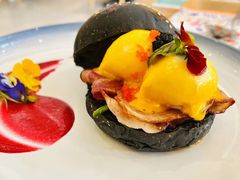 -304/BRUNCHRESTAURANT