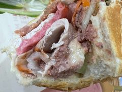 -Bánh Mì Huynh Hoa