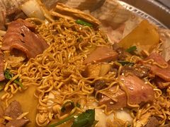 -红渡小香·牛肉麻辣香锅(车站南路店)