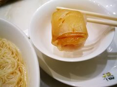 -香港百合居(LCM置汇旭辉广场店)