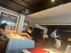 -弦月窗LUNETTE BY AMANDA(复兴路店)